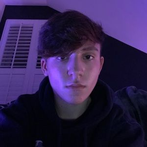 Meet your Posher, Riley